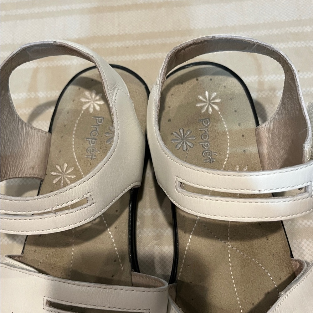 Propet White Leather Sandals size 8 women’s - Picture 4 of 11